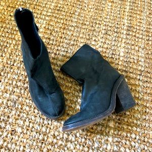 Free people leather ankle boots, size 7